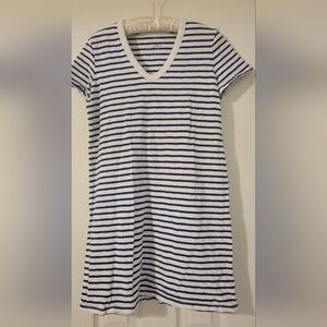 Universal Thread V Neck T Shirt Dress